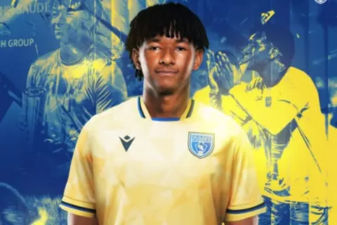 رسميا.. التعاون يعلن استعارة عبد الإله هوساوي من الاتحاد